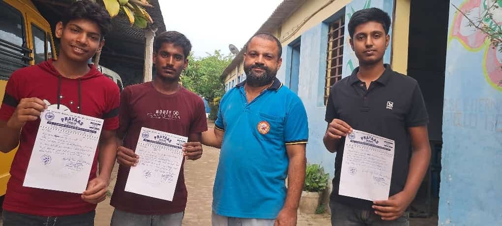 सफल बच्चों का कराया गया नामांकन