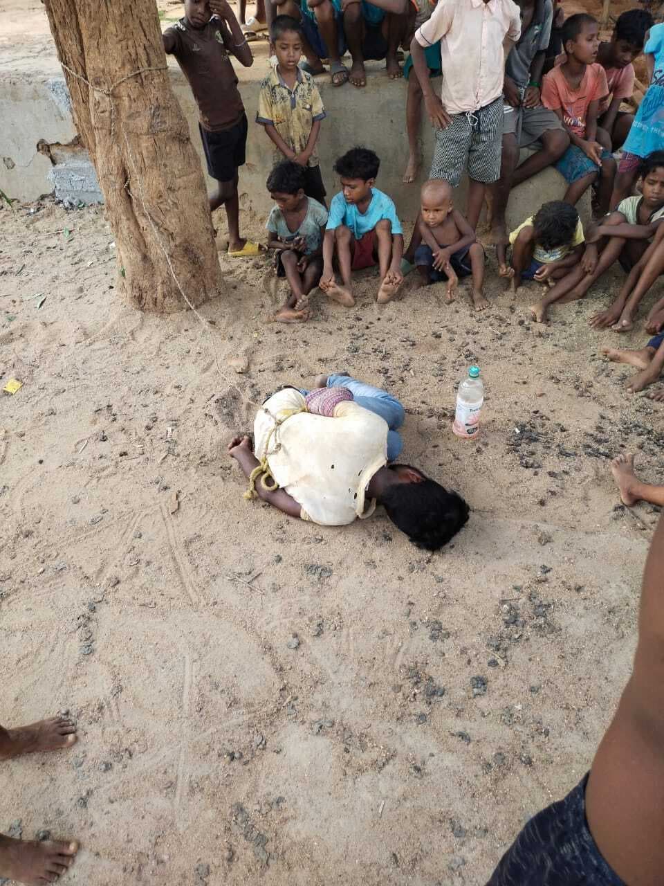 ससुराल आये युवक को बच्चा चोर समझकर ग्रामीणों ने पीटा