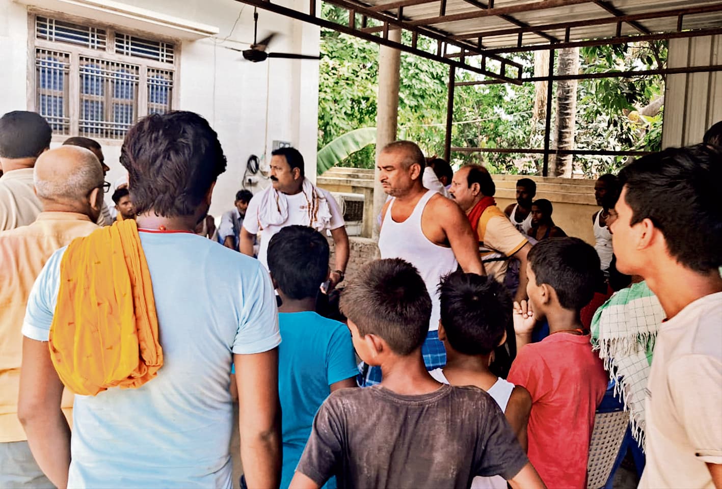 गुलशन की मौत से पूरे बगही गांव में दिखा मातमी सन्नाटा