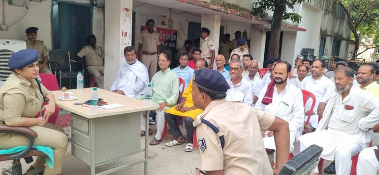 सार्वजनिक रूप से नहीं दें कुर्बानी