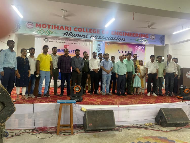 छात्रों को किया बेहतर करने को प्रेरित