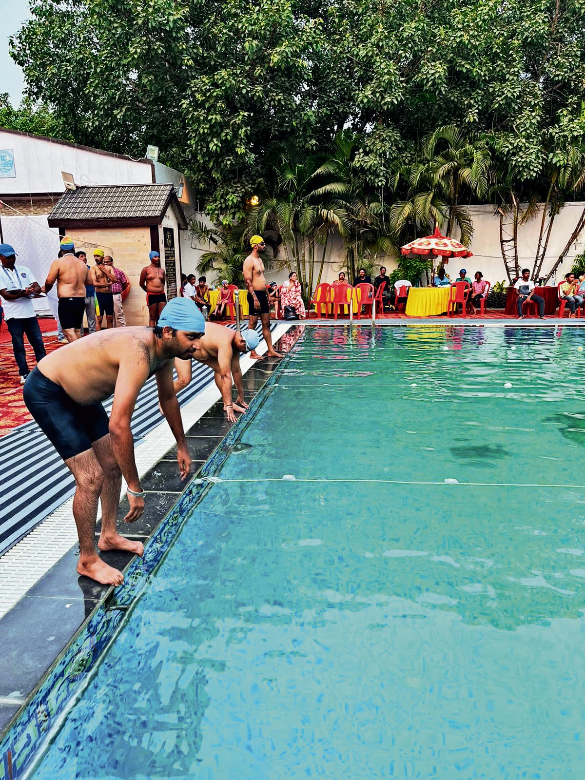 बांकीपुर क्लब में तैराकों ने दिखायी प्रतिभा