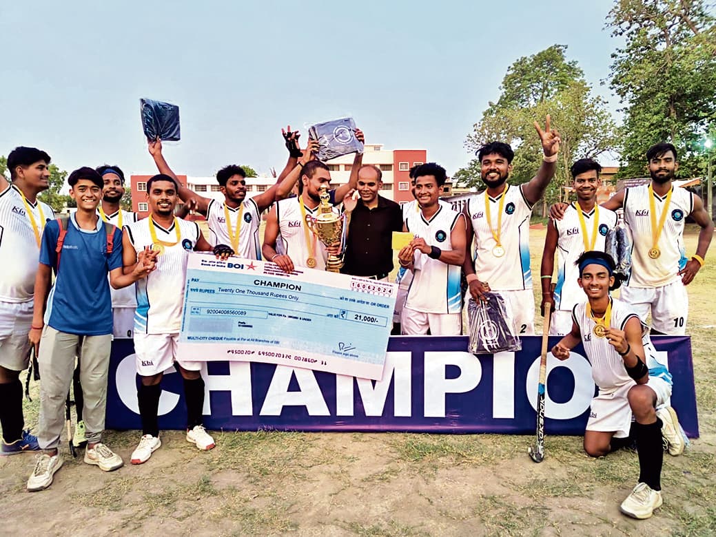 रबी रौशन हॉकी अकादमी ने जीता रामाधार तिवारी मेमोरियल हॉकी का खिताब