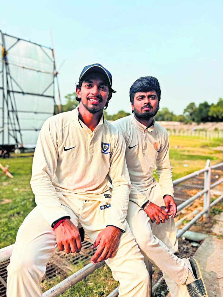 सुपर लीग-सिनीयर वर्ग : पीयूष के बाद हर्ष और आकाश की नाबाद शतकीय पारी