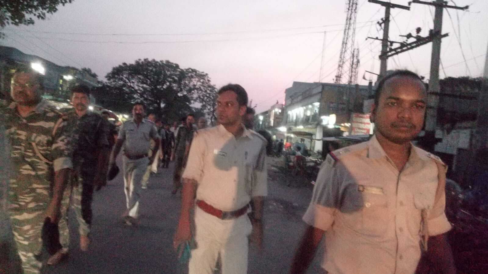 झरिया, बलियापुर में निकला फ्लैग मार्च