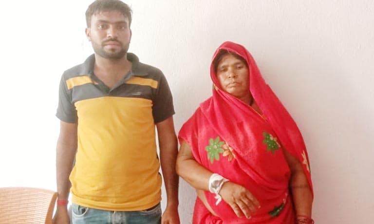 दामाद ने चोर कह कर सास व सालों को पिटवाया