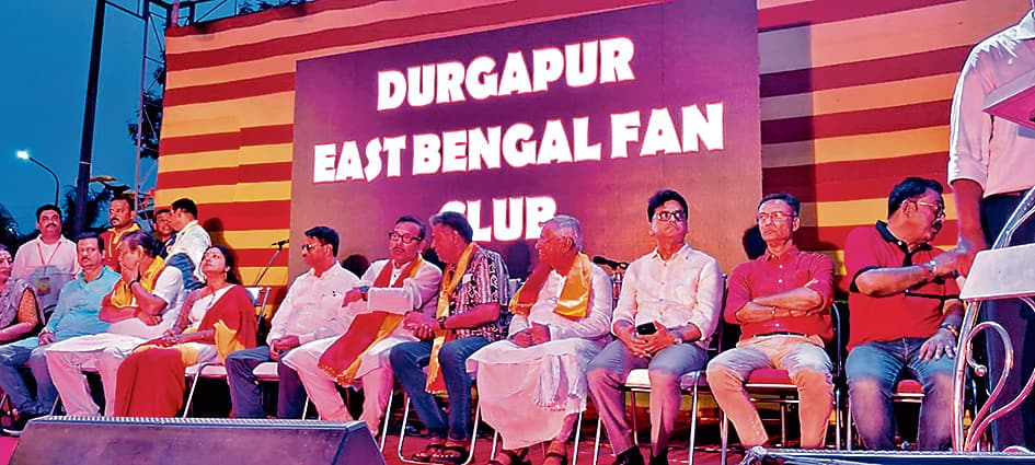 मंत्री ने किया बननेवाली सड़क का शिलान्यास