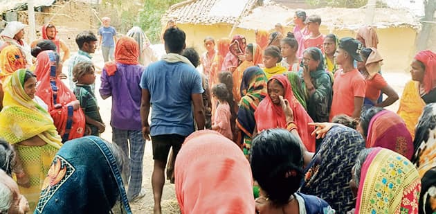 महरौरा शिव मंदिर तालाब में डूबने से किशोरी की मौत