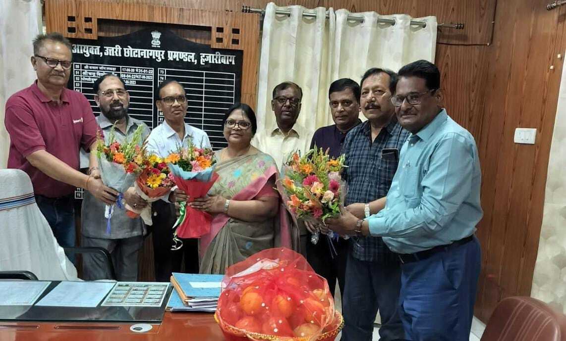 शिक्षकों की संवेदना मेरे साथ है और रहेगा : कुलपति