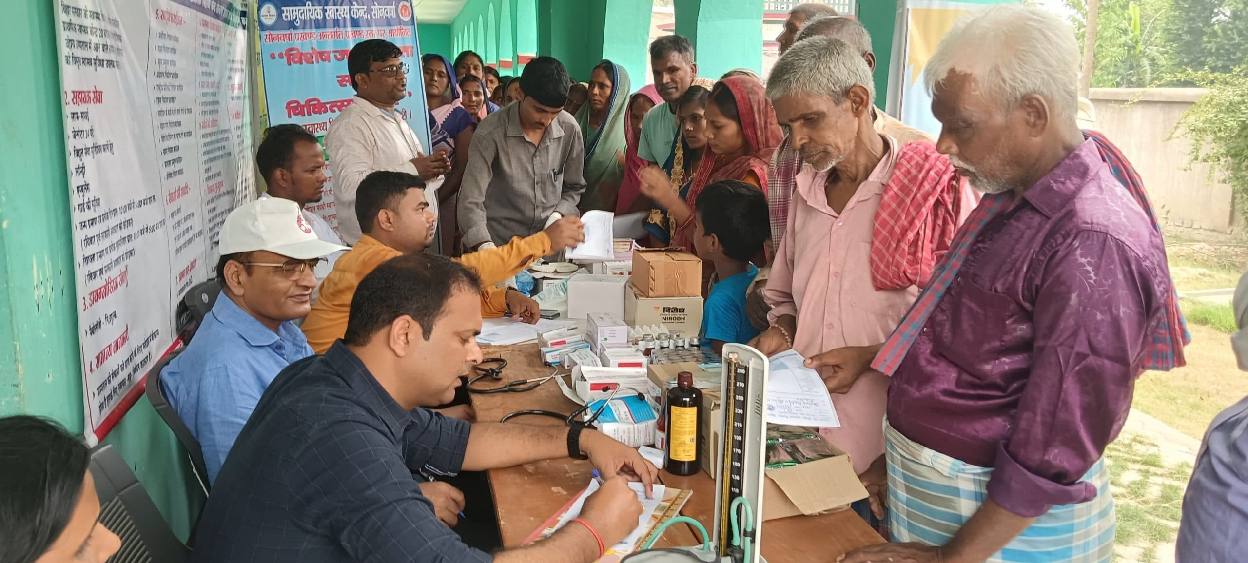 शिविर में पहुंचे करीब 150 मरीजों की हुई स्वास्थ्य जांच