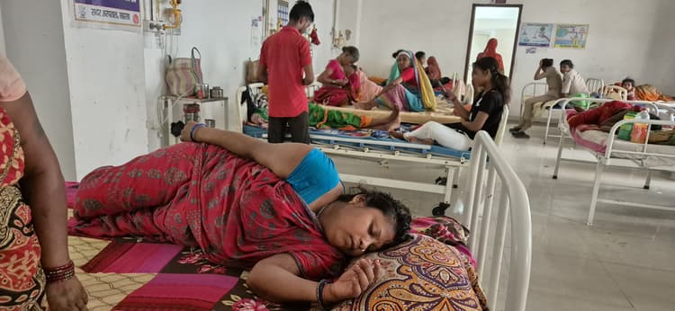 पुलिस का अमानवीय चेहरा फिर आया सामने, थानाध्यक्ष से बहस करना महिला को पड़ा भारी