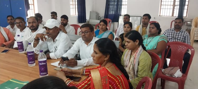 पंचायत समिति की बैठक में छाया रहा आंगनबाड़ी व मनरेगा का मुद्दा