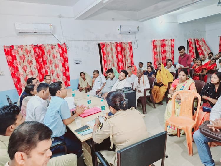 पंस की बैठक में कई मुद्दों पर हुई गर्मागरम बहस