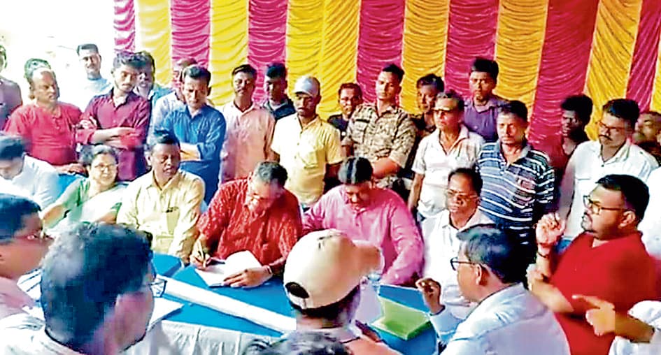 तालित रेलवे फाटक पर जल्द शुरू होगा फ्लाइओवर का निर्माण : कीर्ति आजाद