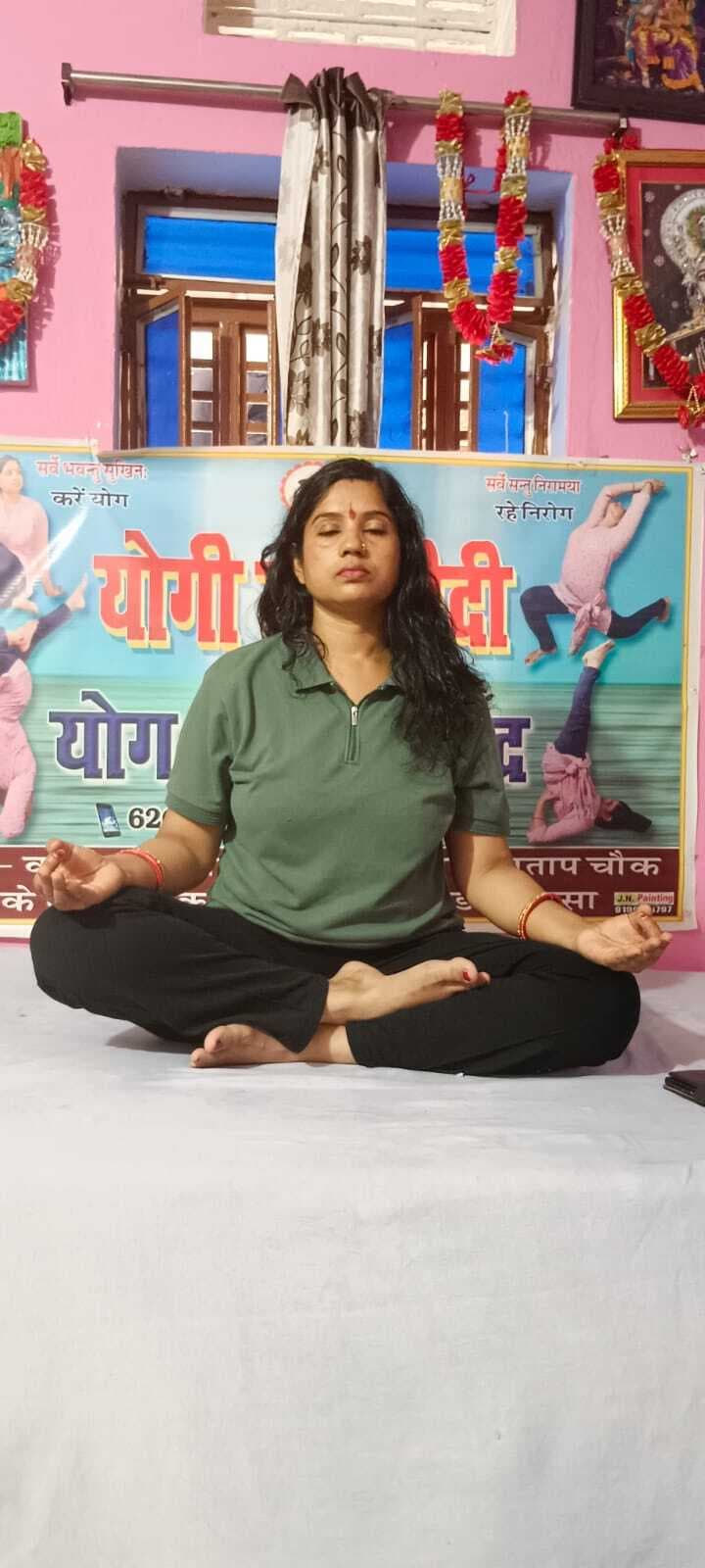 निरोगी जीवन के लिए जरूरी है योगः आचार्य प्रभाकर