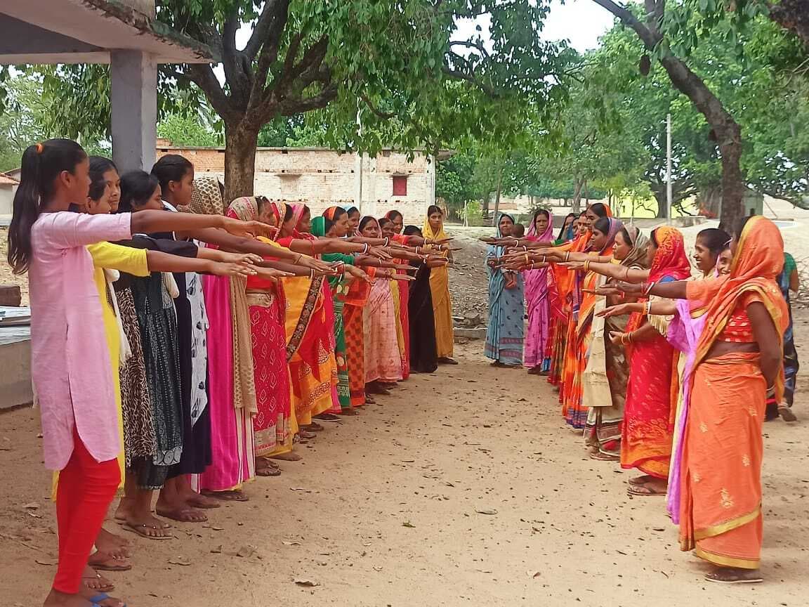 महिलाओं ने नशा नहीं करने की ली शपथ