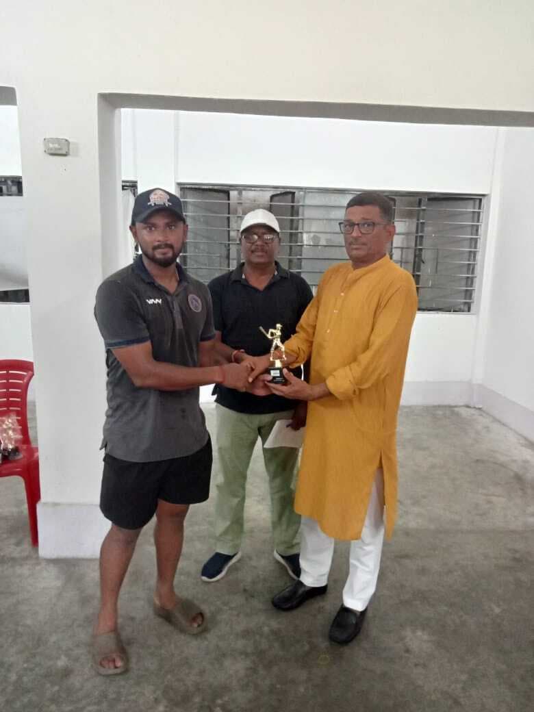 जेएससीए : एल टाउन ने लोयोला ब्लूज को दो विकेट से हराया