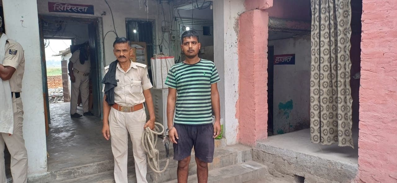 नशे की हालत में हंगामा कर रहे दो गिरफ्तार