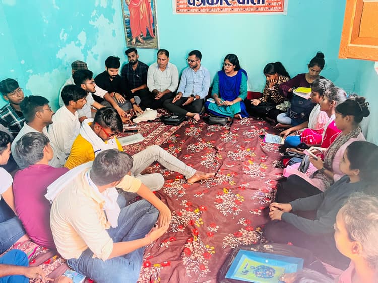 अभाविप ने किया छात्रों को राष्ट्र सेवा के कार्य के लिए प्रेरित