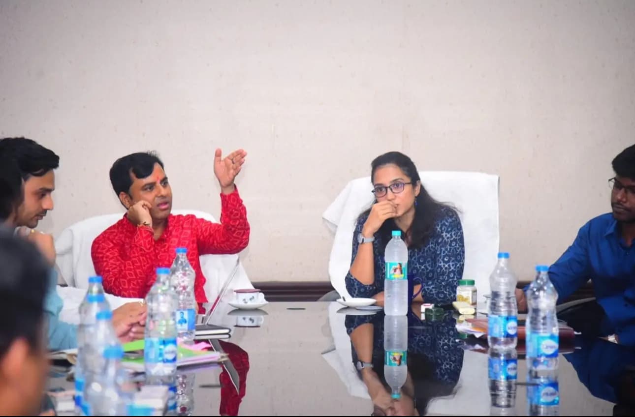 झारसुगुड़ा : 1.50 कराेड़ रुपये की लागत से बनेगा राज्य का पहला डिजिटल ग्लोब गार्डेन, बनी योजना