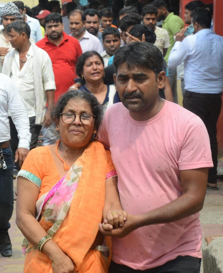 इकलौते पुत्र का शव देख बेसुध हो रही थी मां, पत्नी व बहनों का था बुरा हाल