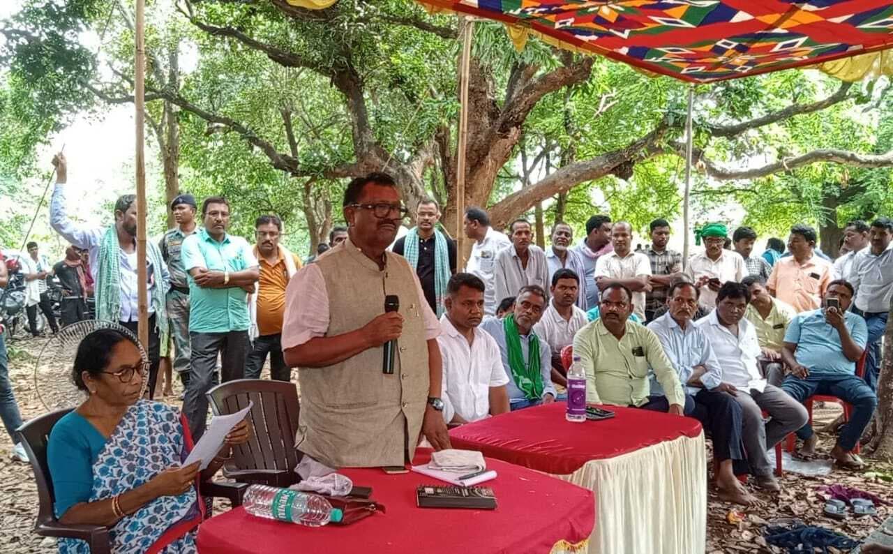 जीत कार्यकर्ताओं की, जो कमियां रह गयी अब उसे दूर करने में जुट जाएं कार्यकर्ता : सांसद नलिन सोरेन