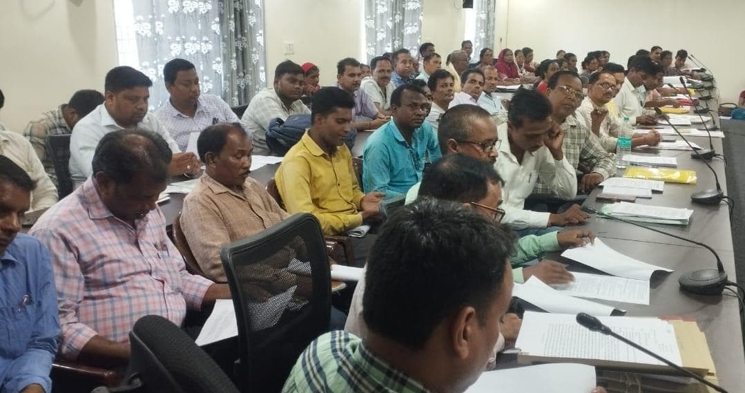 अद्यतन  मतदाता सूची तैयार करने के कार्य में पूरी सावधानी बरतें बीएलओ : धीरेंद्र कुमार