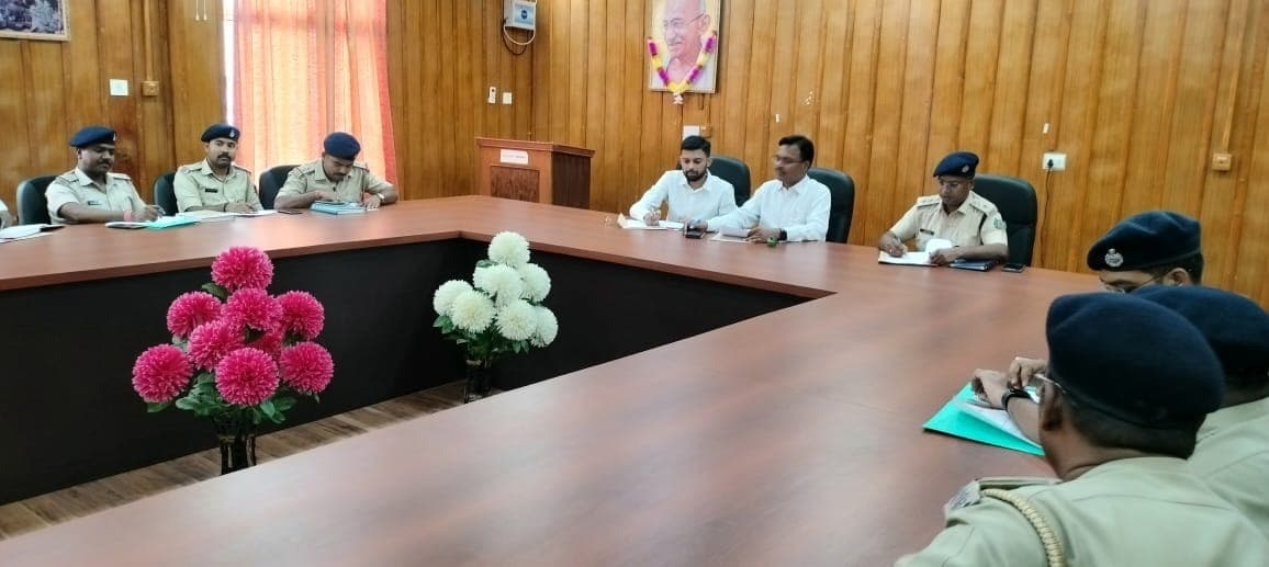 थानेदार कोर्ट में विचाराधीन मामले में दाखिल करें चार्जशीट : सीजेएम