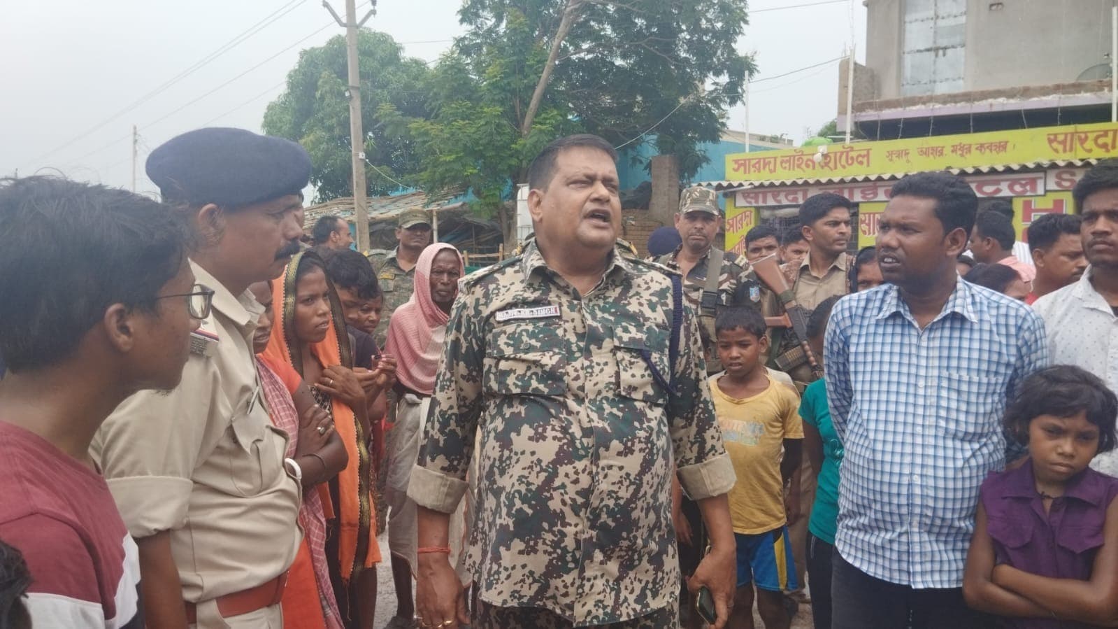 नतुनडीह गांव में बिजली बाधित, लोगों ने जताया रोष