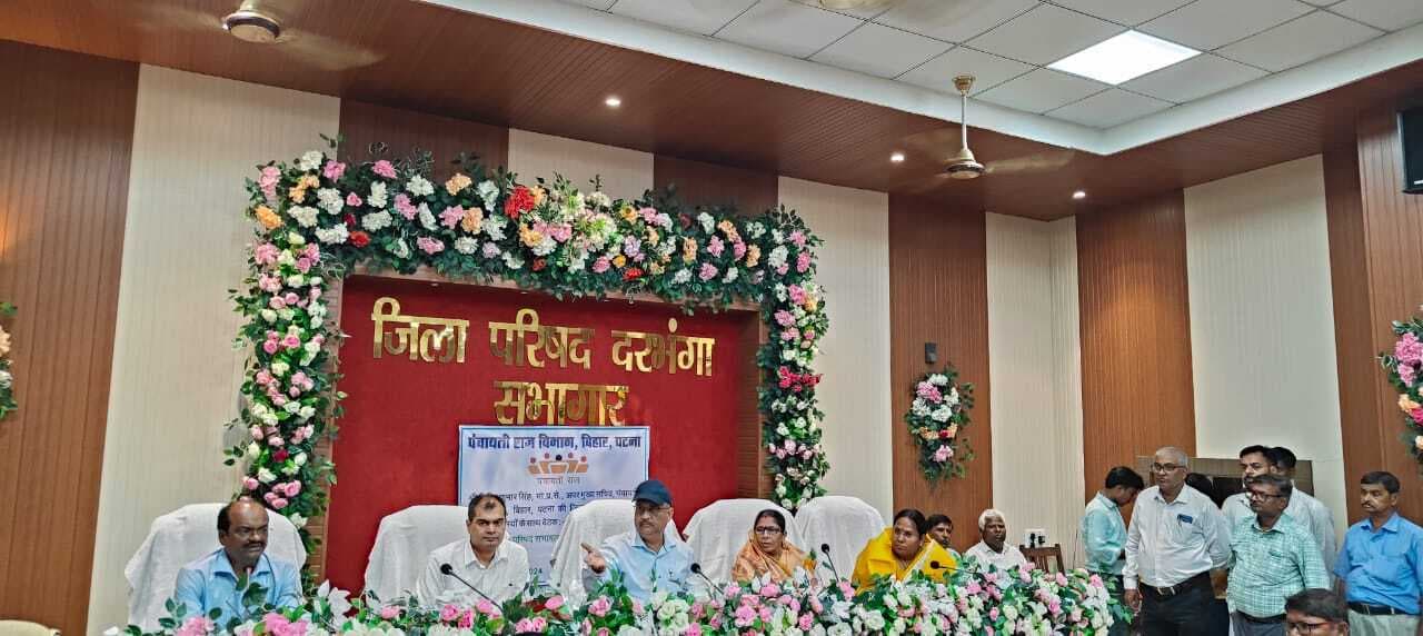 हर प्रखंड में जिप की जमीन पर बनेगा एक-एक बस स्टैंड