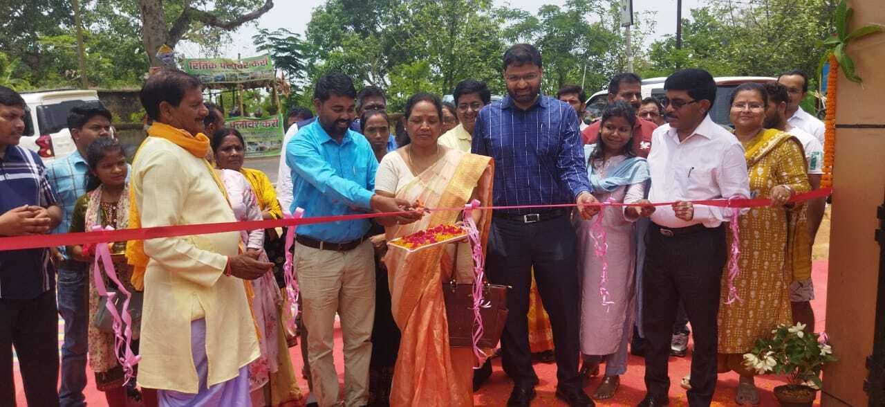 कर्रा में मनोरंजन पार्क का उदघाटन