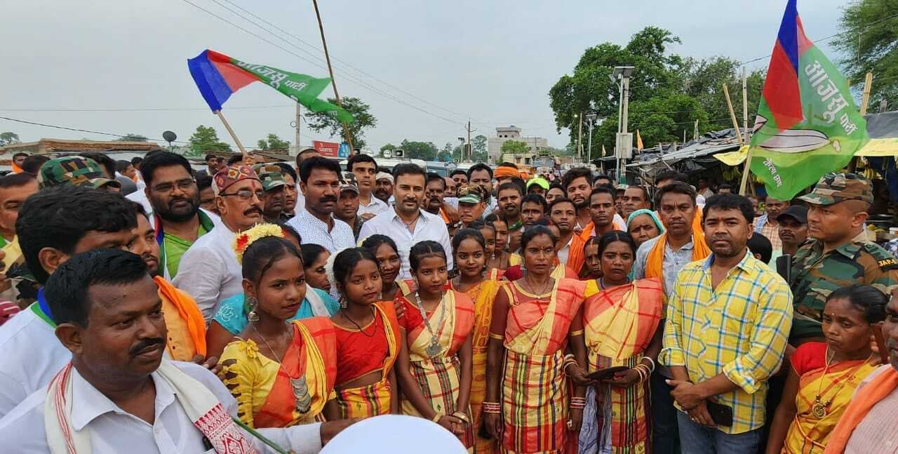 गिरिडीह का विकास हमारी जिम्मेदारी : सुदेश