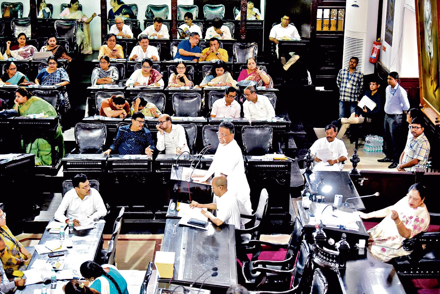 बेनामी संपत्तियों पर कब्जा करेगा निगम : मेयर