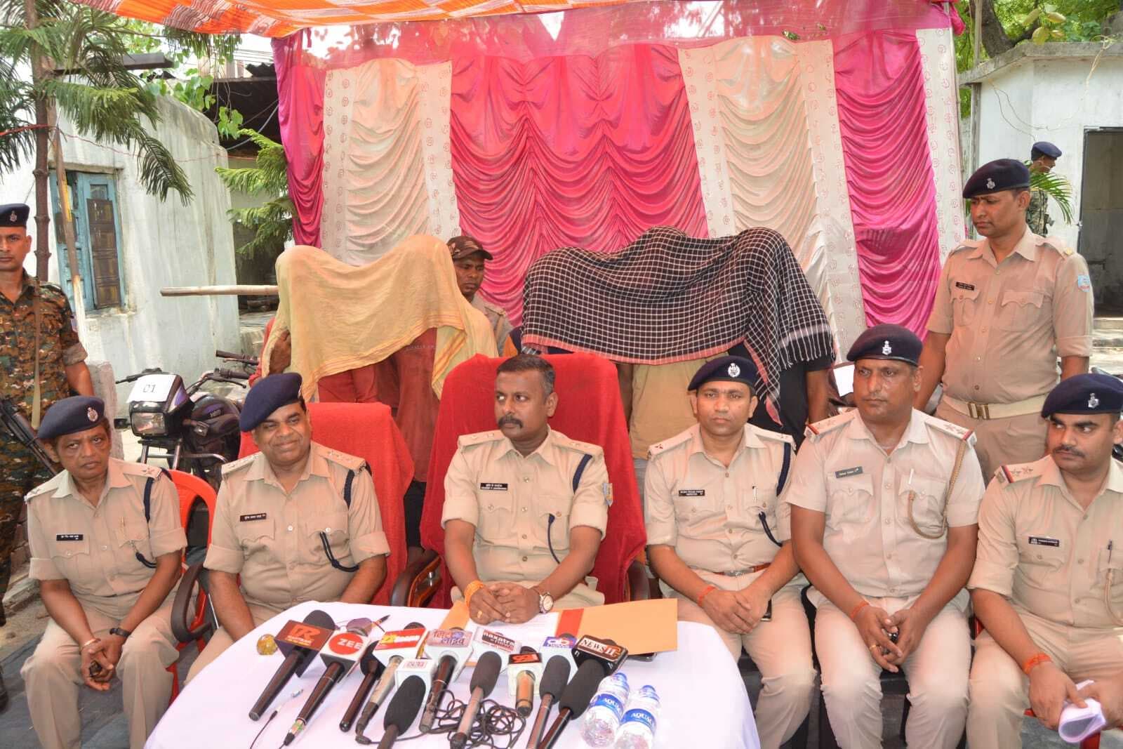 बाइक चोर गिरोह के पांच सदस्य गिरफ्तार, 12 बाइक बरामद