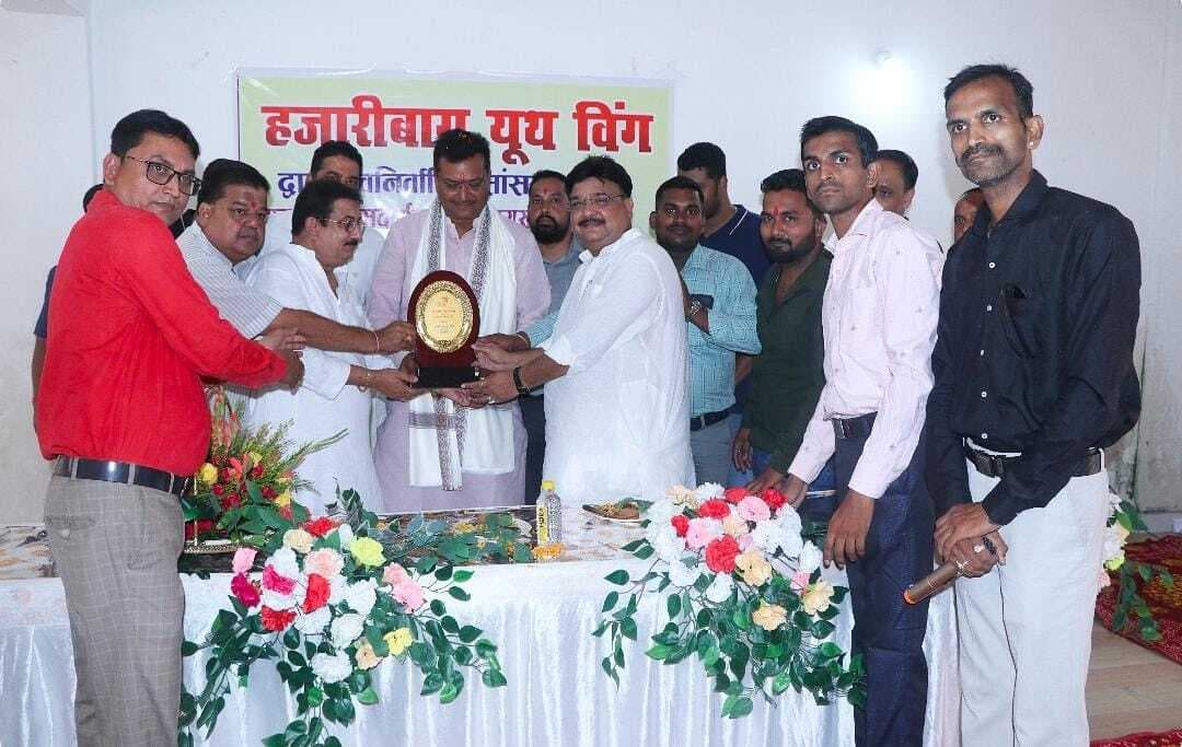 व्यवसायी भयमुक्त होकर करें अपना कारोबार : सांसद