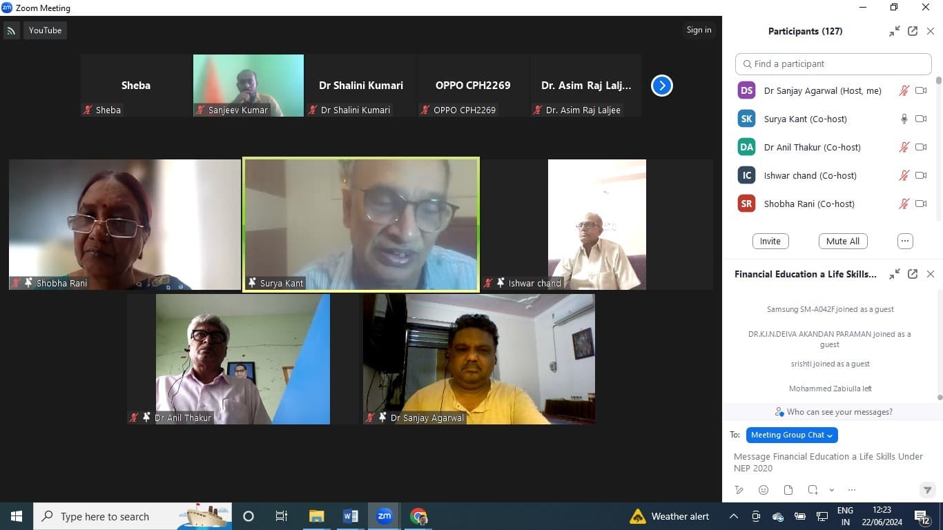 हर साल बचत में न्यूनतम 10 फीसदी की वृद्धि करें, एजेंटों की सलाह पर कमाई को नहीं करें निवेश