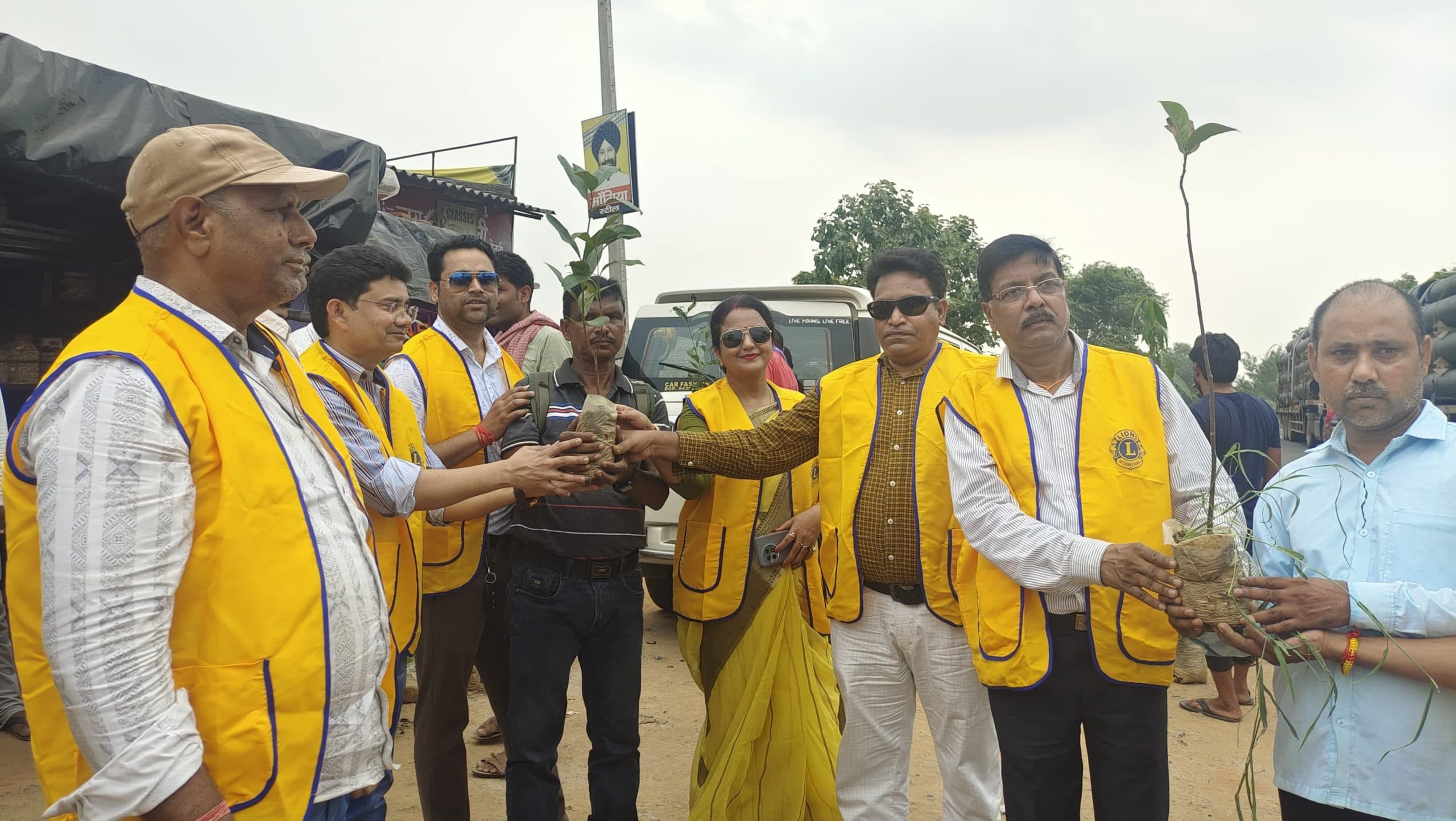 लायंस क्लब ने पौधरोपण का दिया पर्यावरण संरक्षण का संदेश
