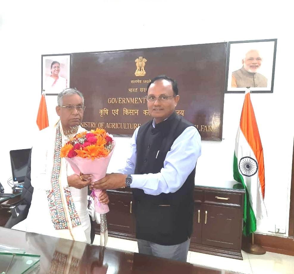 कुलपति ने की केंद्रीय कृषि राज्यमंत्री से मुलाकात