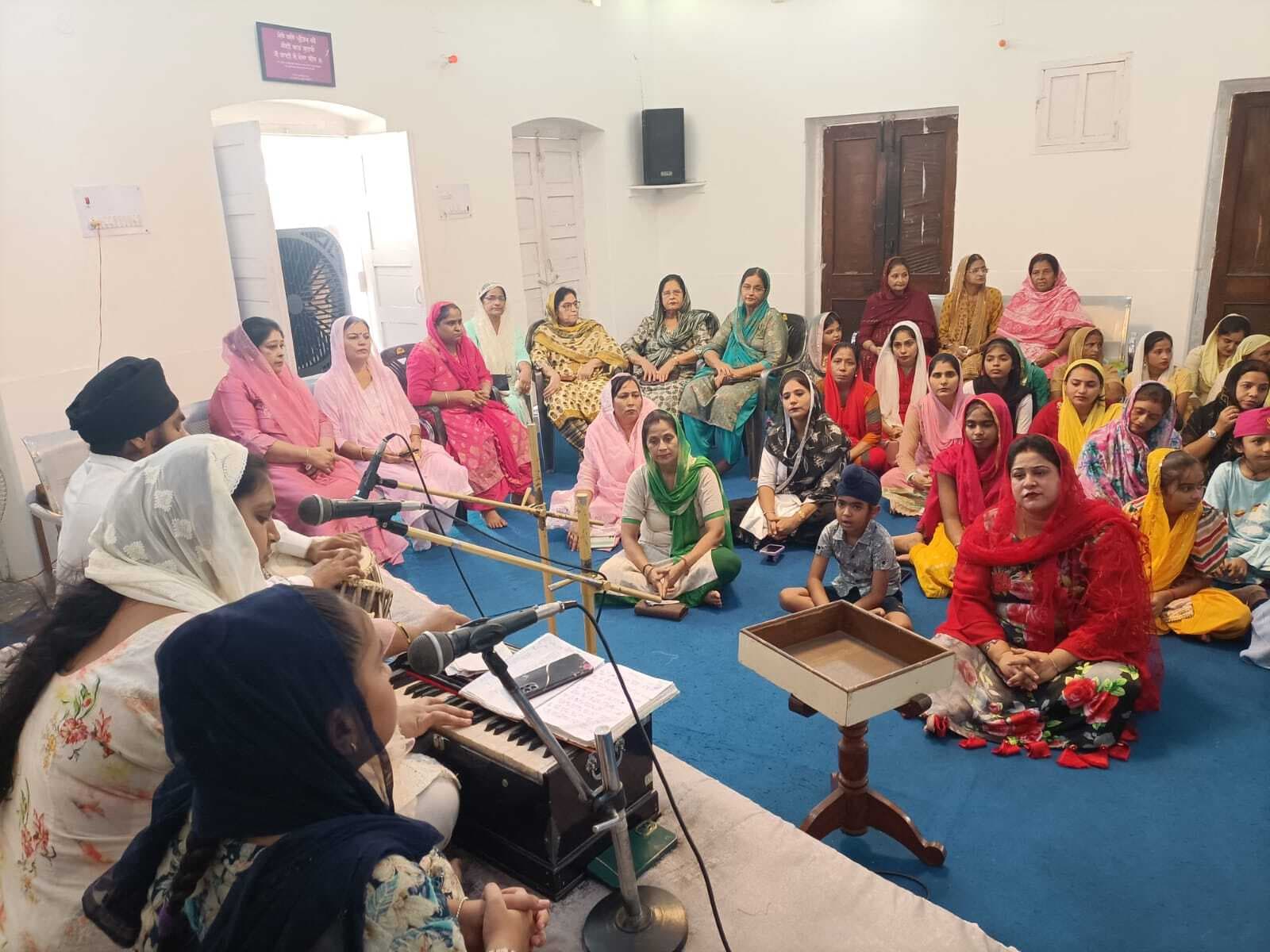 सिंदरी में मना गुरु हरगोविंद सिंह का प्रकाश पर्व