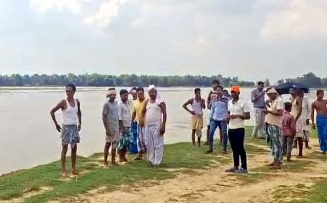 कोचका किशनपुर के परमान नदी में बच्ची डूबी, तलाश जारी