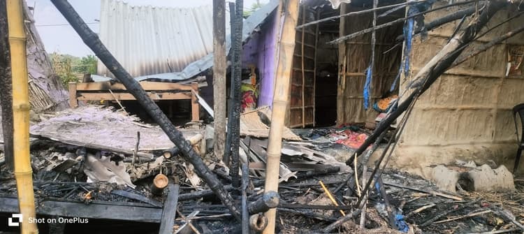 आग लगने से घर सहित सामान जलकर राख