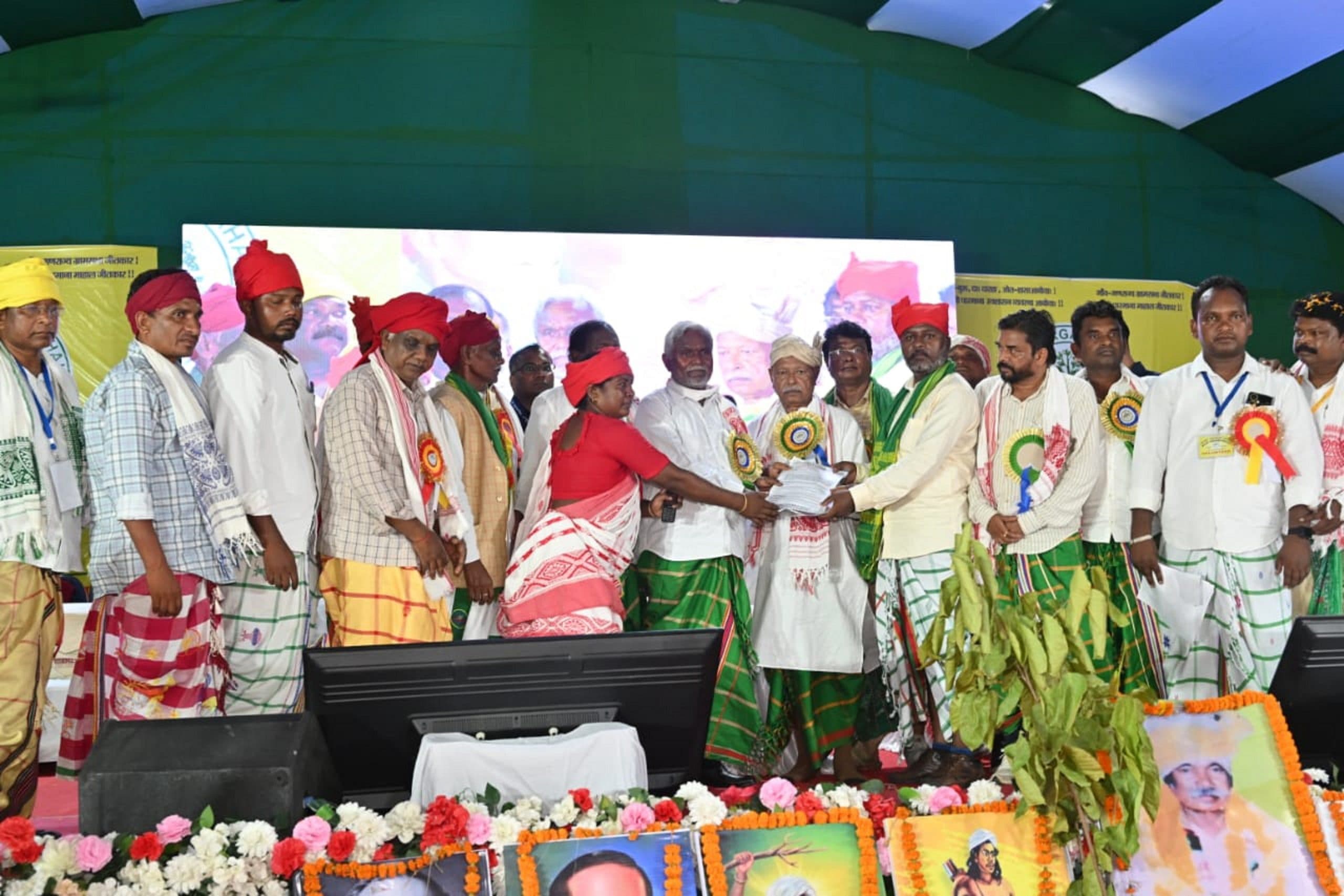 आदिवासियों को सरना कोड देना नहीं चाहती केंद्र की भाजपा सरकार, एकजुट हों देश के तमाम आदिवासी : चंपाई सोरेन