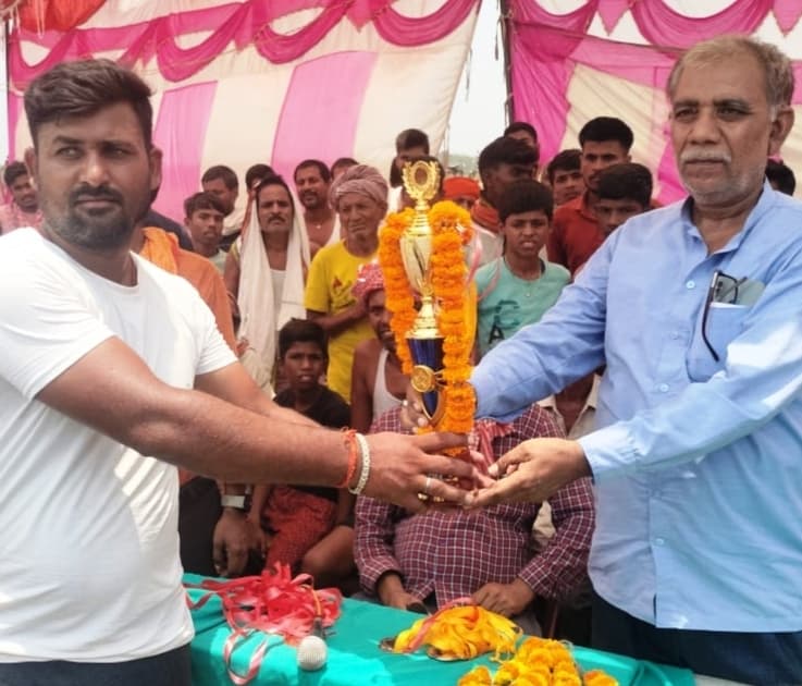 चिल्हकी  की टीम बनी विजेता