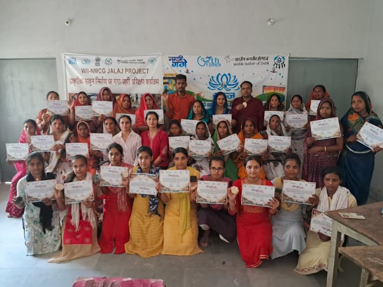 प्रशिक्षण के दौरान सीखे गये हुनर से जीवन स्तर को करें सुदृढ़ : भाग्यश्री