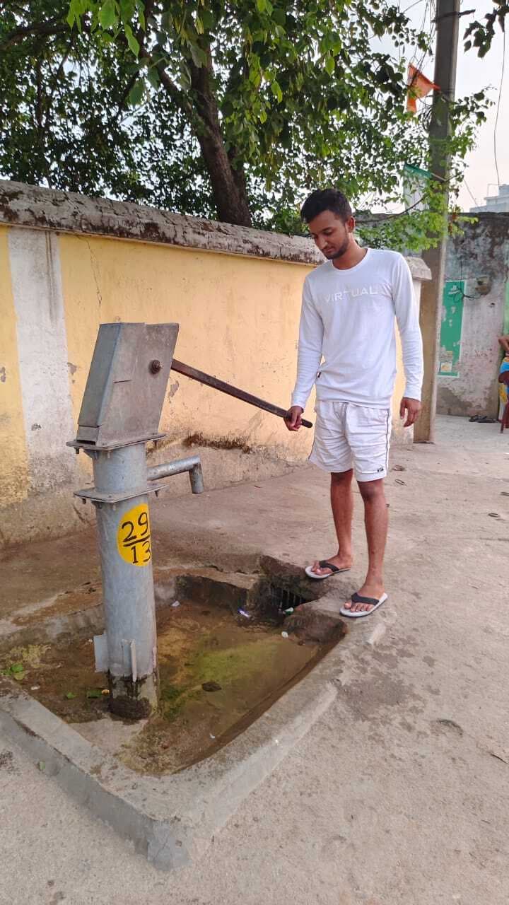 सुंदरगढ़ : 20 साल पहले 25 फीट पर मिलता था पानी, अब 150 फीट नीचे जलस्तर