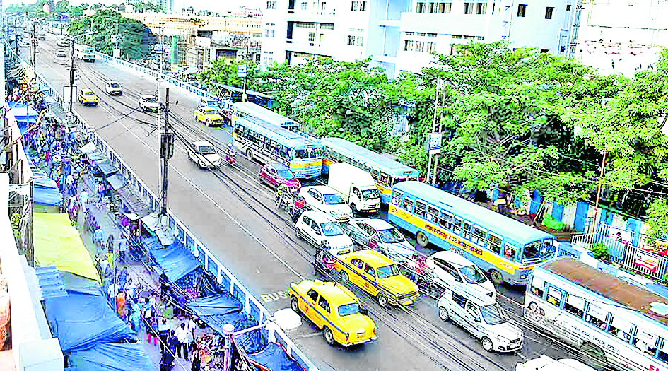 सियालदह फ्लाइओवर का परिदर्शन कल, जल्द मरम्मत की जरूरत