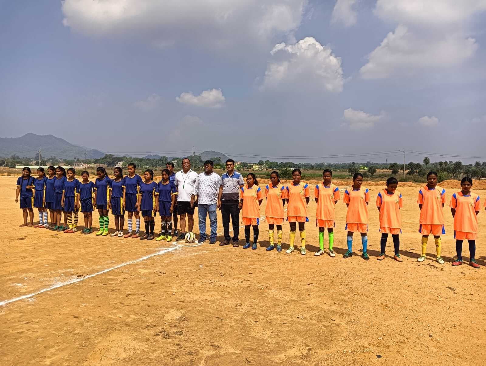 सुब्रतो कप फुटबॉल : बालिका वर्ग में उउवि सुंदरपहाड़ी व प्लस टू उवि मैरानवाटांड़ विजयी