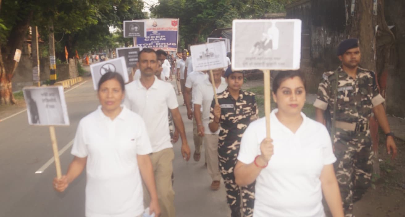 नशे के खिलाफ सशस्त्र सीमा बल ने निकाली रैली