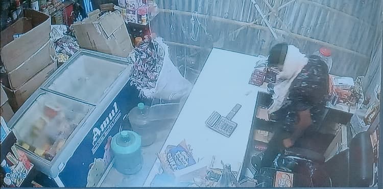 एक किराना दुकान में हजारों की चोरी, तो दूसरे में प्रयास विफल