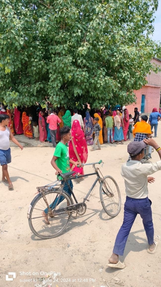 बिथान करंट लगने से युवक की मौत, शव के साथ सड़क जाम